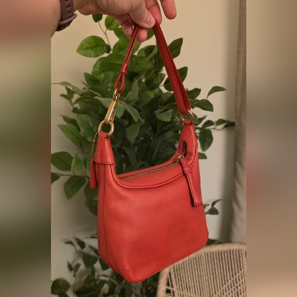 Coach Amanda Red Hobo - Picture 3 of 9